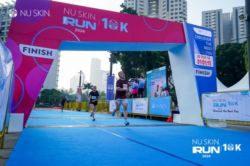 Race photo from Nu Skin Run 10K