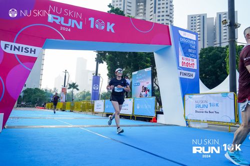 Race photo from Nu Skin Run 10K