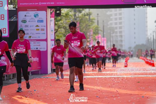 Race photo from Smartfren Run 2025 
