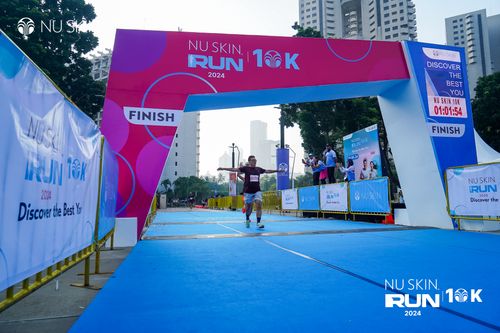 Race photo from Nu Skin Run 10K