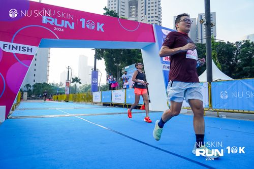 Race photo from Nu Skin Run 10K