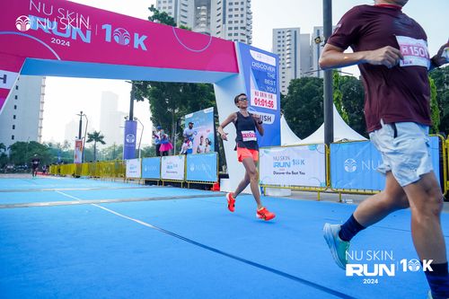 Race photo from Nu Skin Run 10K