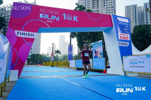 Race photo from Nu Skin Run 10K