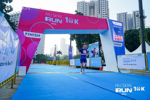 Race photo from Nu Skin Run 10K