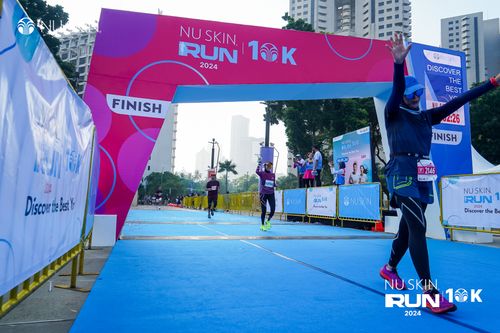 Race photo from Nu Skin Run 10K