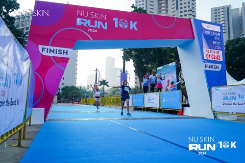 Race photo from Nu Skin Run 10K
