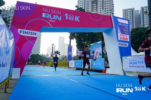 Race photo from Nu Skin Run 10K