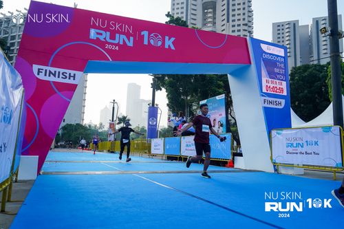 Race photo from Nu Skin Run 10K