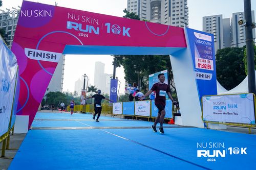Race photo from Nu Skin Run 10K