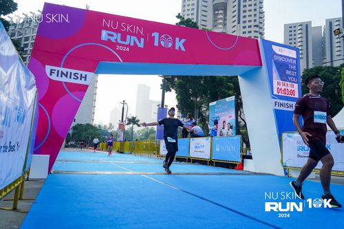 Race photo from Nu Skin Run 10K