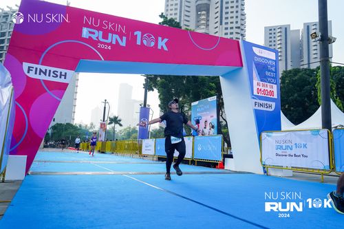 Race photo from Nu Skin Run 10K