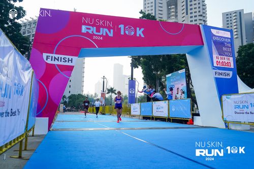 Race photo from Nu Skin Run 10K