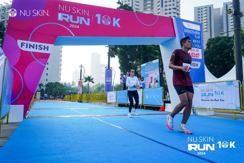 Race photo from Nu Skin Run 10K
