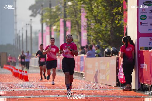 Race photo from Smartfren Run 2025 