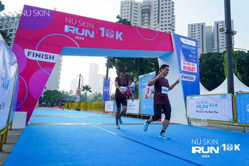Race photo from Nu Skin Run 10K