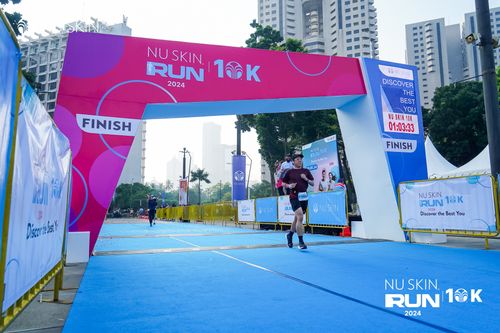 Race photo from Nu Skin Run 10K