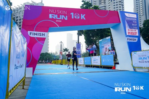 Race photo from Nu Skin Run 10K