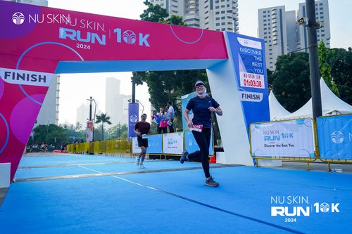 Race photo from Nu Skin Run 10K