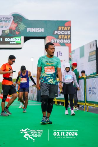 Race photo from Arutmin Borneo Run 2024