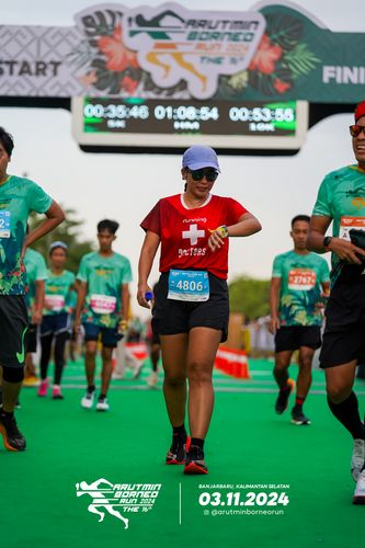 Race photo from Arutmin Borneo Run 2024