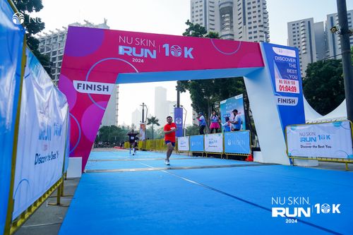 Race photo from Nu Skin Run 10K