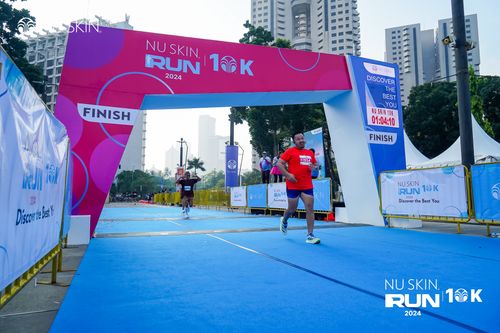 Race photo from Nu Skin Run 10K