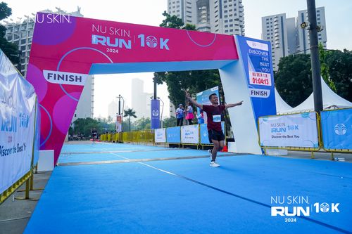 Race photo from Nu Skin Run 10K