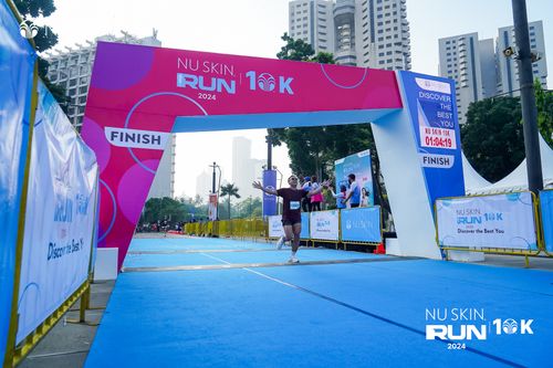 Race photo from Nu Skin Run 10K