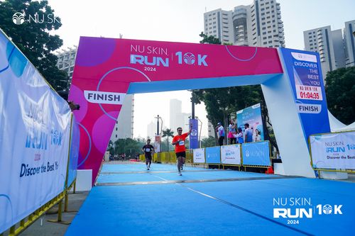 Race photo from Nu Skin Run 10K