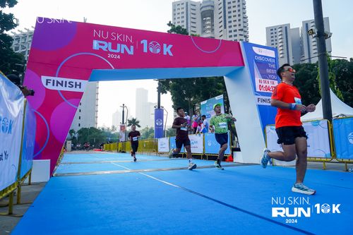 Race photo from Nu Skin Run 10K