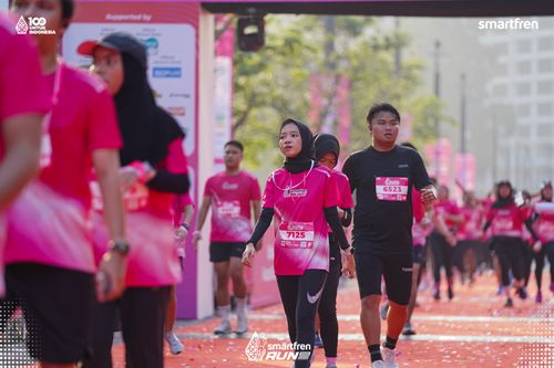Race photo from Smartfren Run 2025 