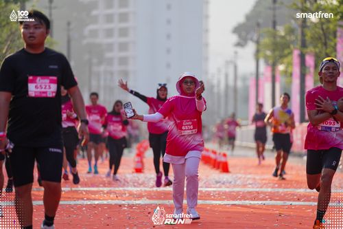 Race photo from Smartfren Run 2025 