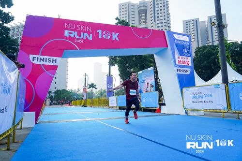 Race photo from Nu Skin Run 10K