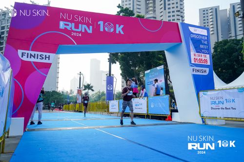 Race photo from Nu Skin Run 10K