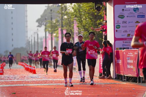 Race photo from Smartfren Run 2025 