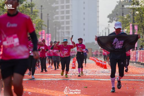 Race photo from Smartfren Run 2025 