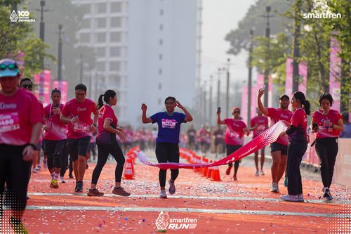 Race photo from Smartfren Run 2025 