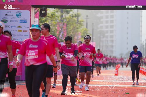 Race photo from Smartfren Run 2025 