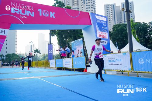 Race photo from Nu Skin Run 10K