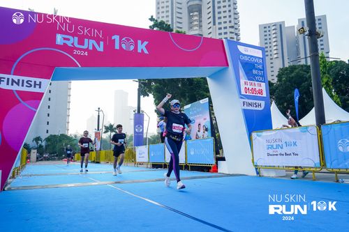 Race photo from Nu Skin Run 10K