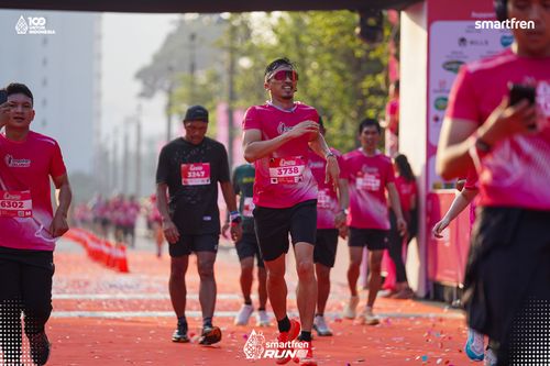 Race photo from Smartfren Run 2025 