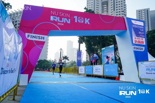 Race photo from Nu Skin Run 10K