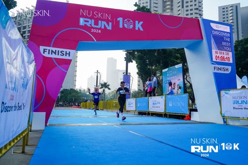 Race photo from Nu Skin Run 10K