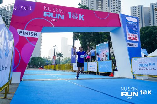 Race photo from Nu Skin Run 10K