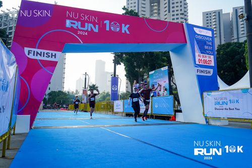 Race photo from Nu Skin Run 10K