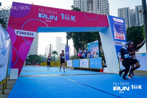 Race photo from Nu Skin Run 10K