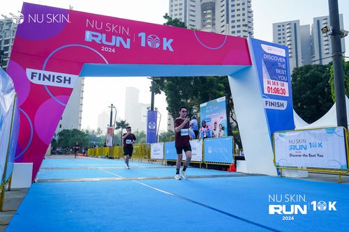 Race photo from Nu Skin Run 10K