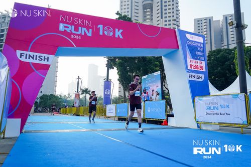 Race photo from Nu Skin Run 10K