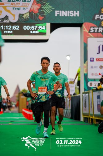 Race photo from Arutmin Borneo Run 2024