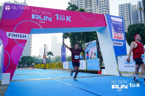 Race photo from Nu Skin Run 10K